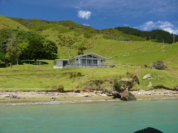 The 943 hectare property on D'Urville Island - Beach house